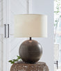 Hambell 2-piece table lamp set black and gold side angle