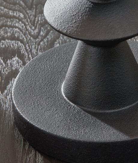 Finish detail of black polyresin base