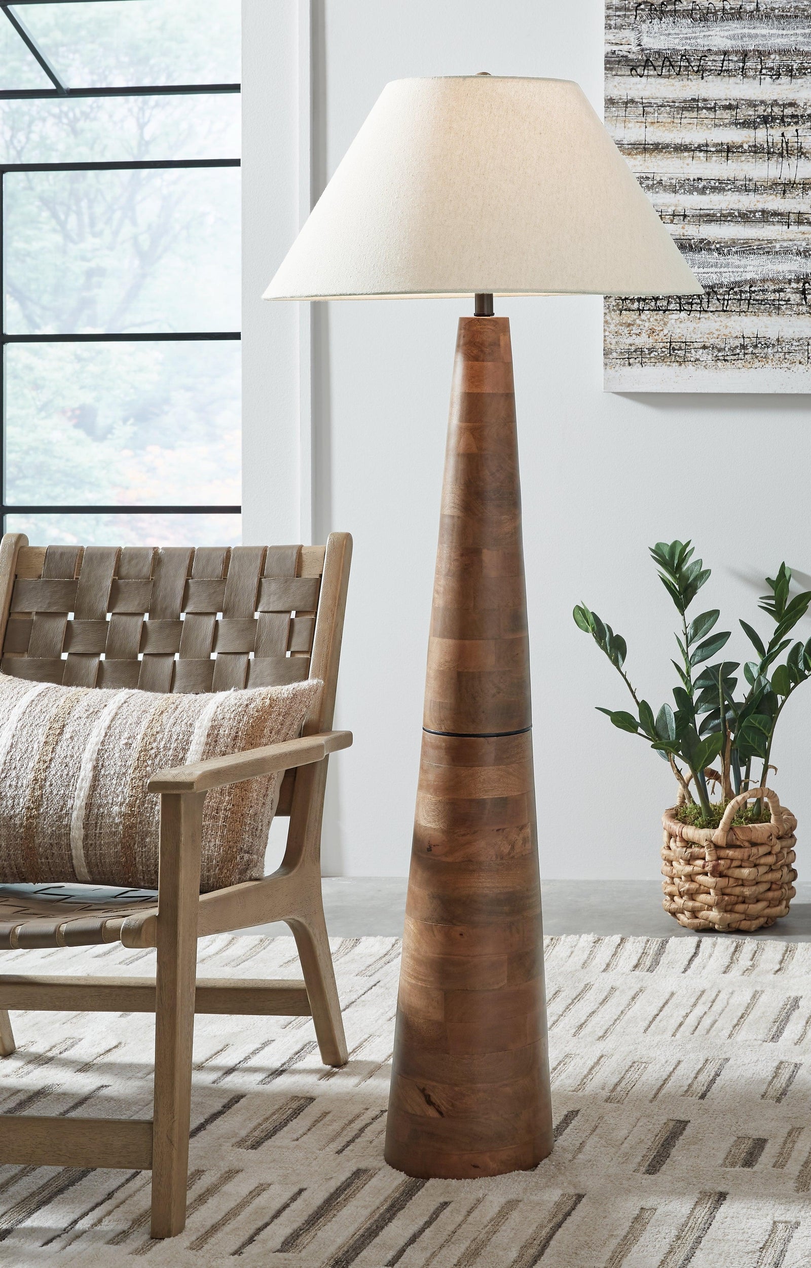 Danset Brown Floor Lamp - Ella Furniture