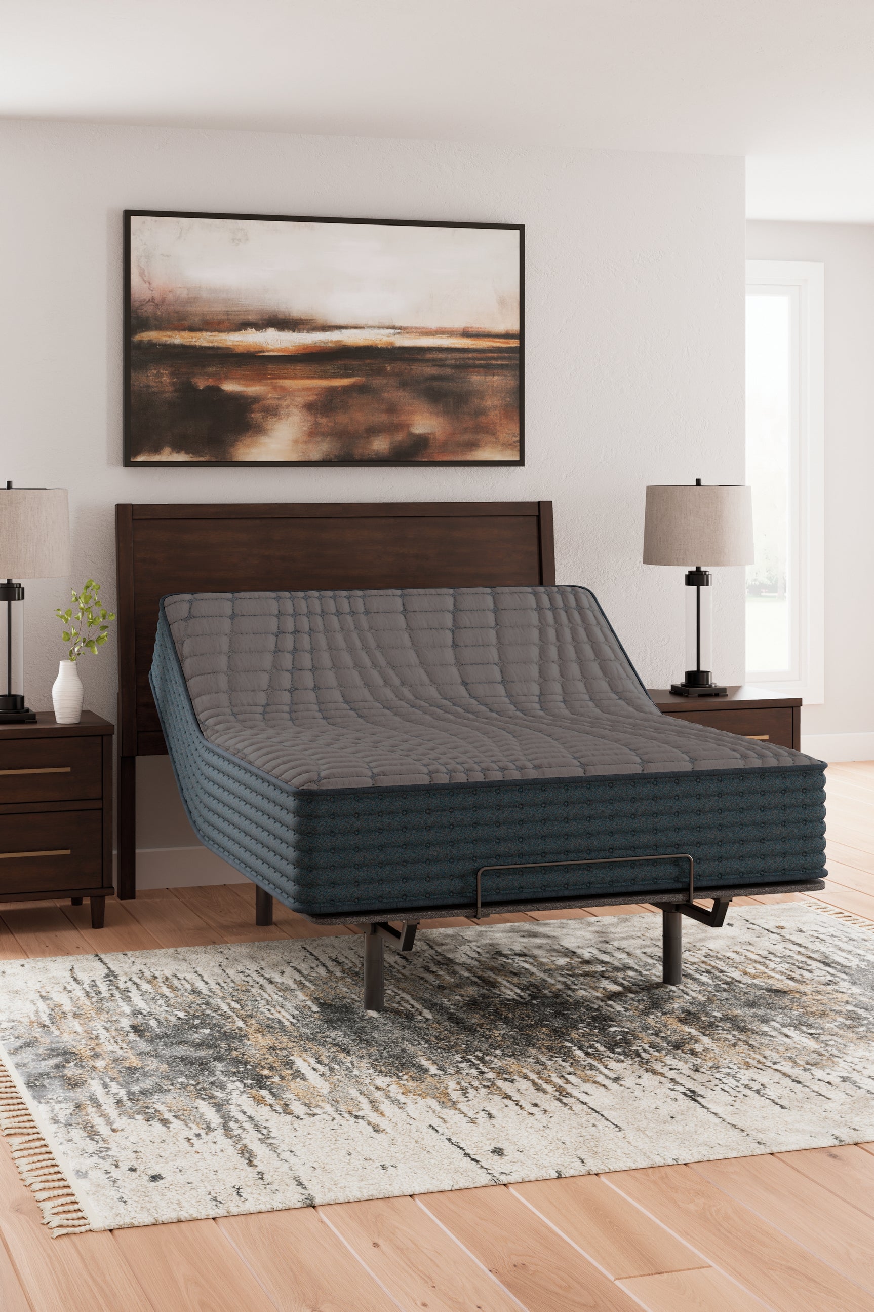 Gray 1200 Hybrid Queen Mattress angled view