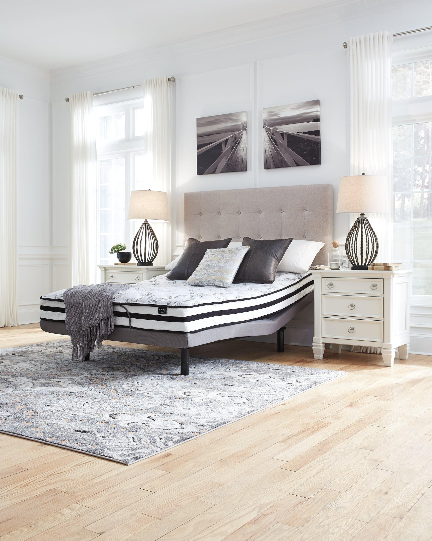 Detailed side profile of innerspring mattress edge