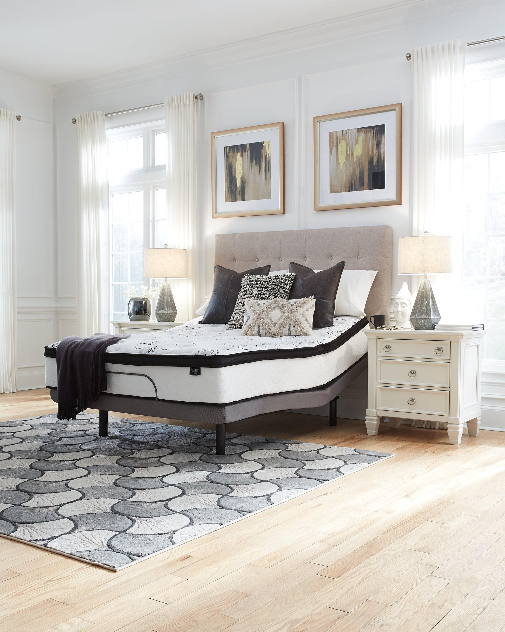 Chime mattress in modern bedroom setup