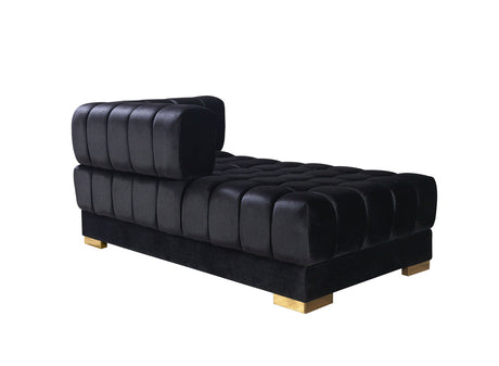 Side view of chaise lounge on sectional