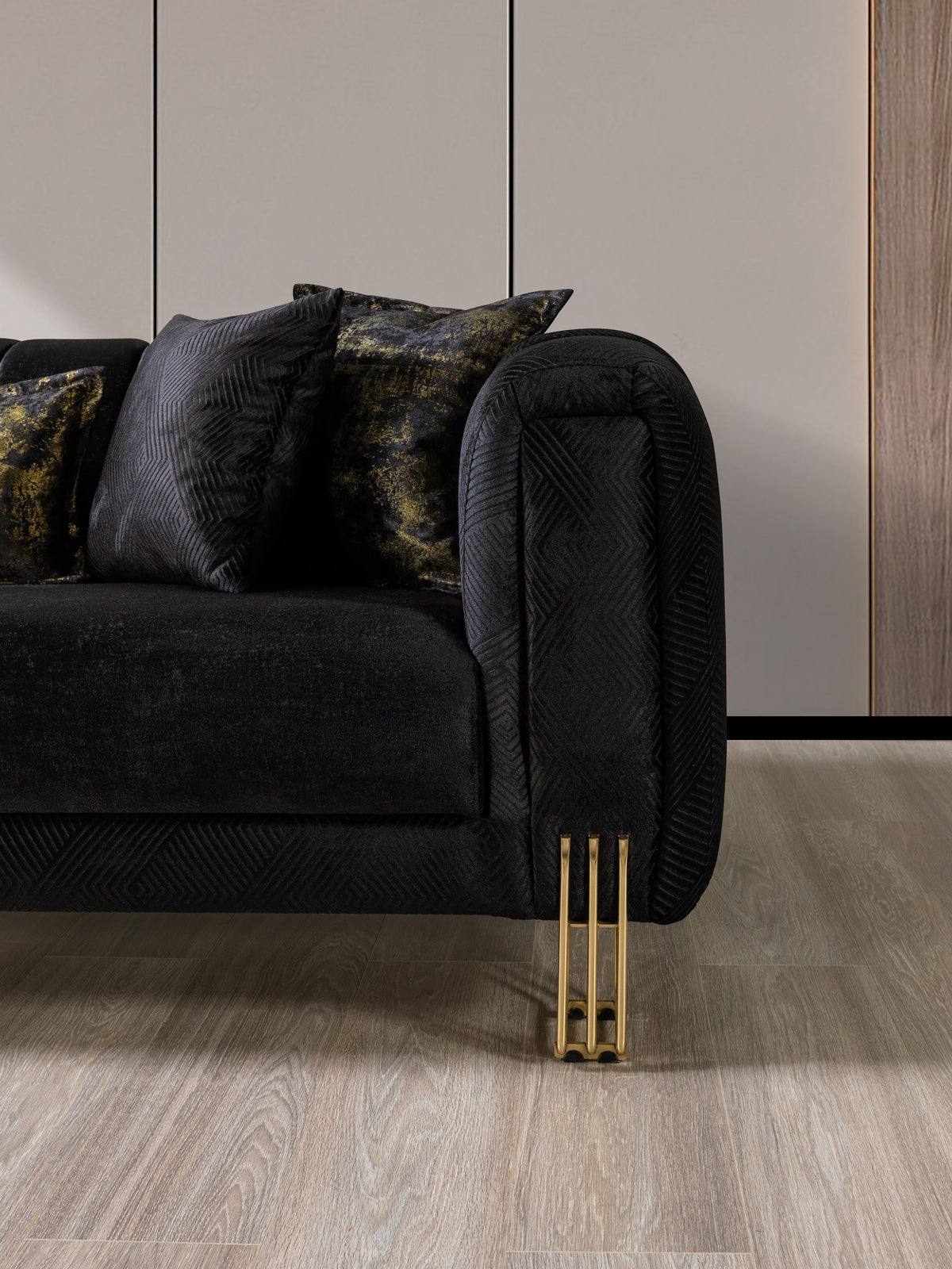 Santana Black Velvet Loveseat view 11