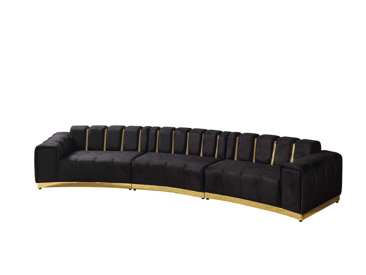 Room view with sectional sofa and décor