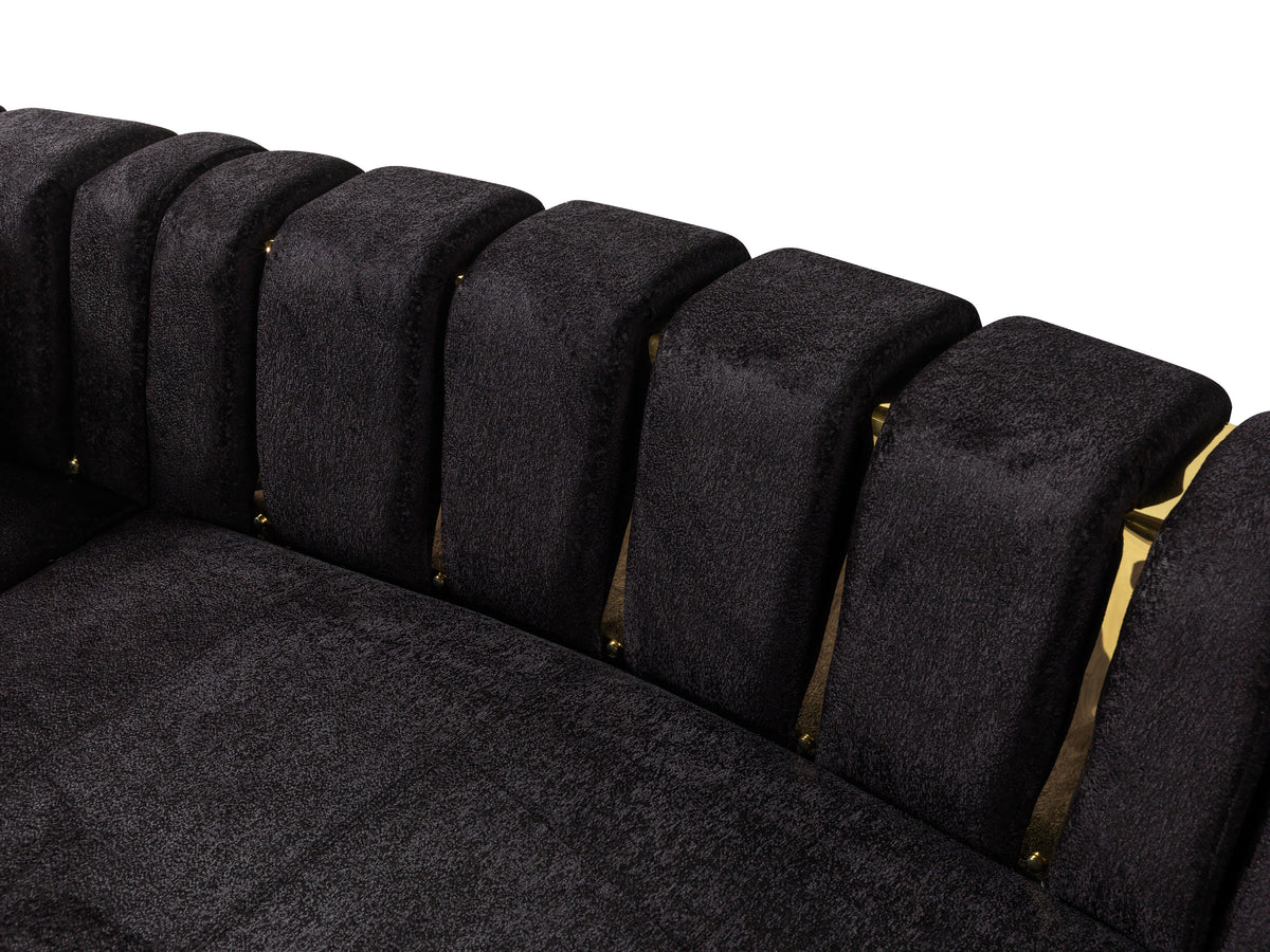 Side angle highlighting sectional sofa curve