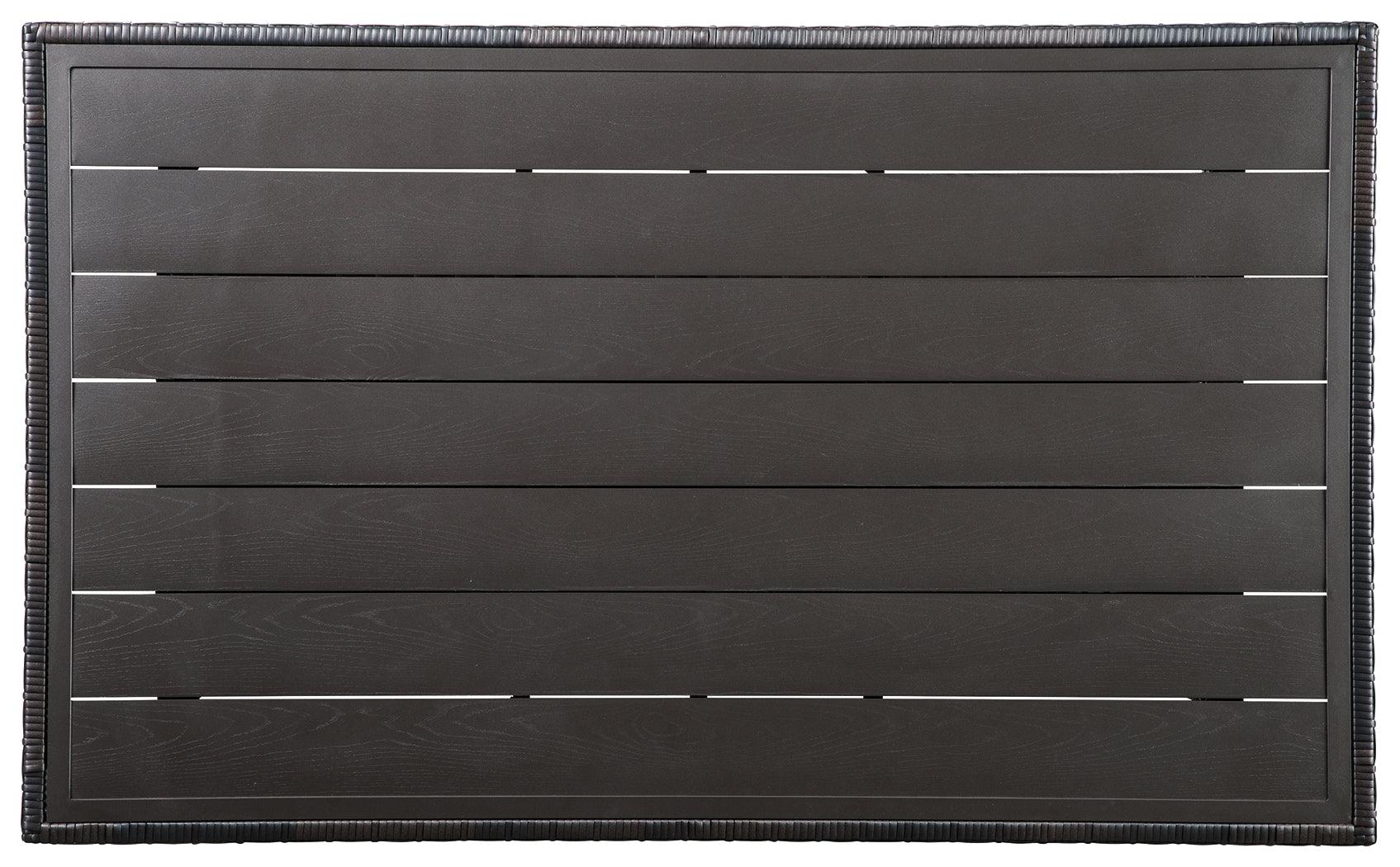Easy Isle outdoor multi-use table finish close-up