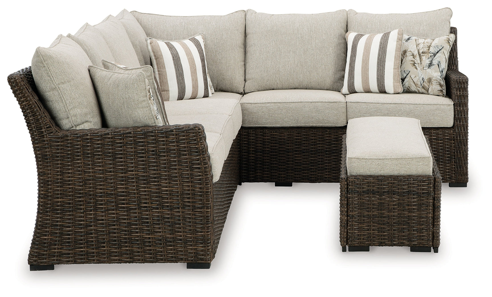Brook Ranch outdoor sofa sectional side view