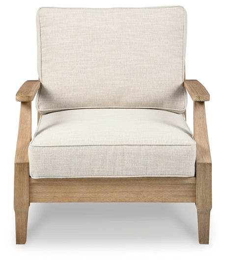 Head-on view of a lounge chair