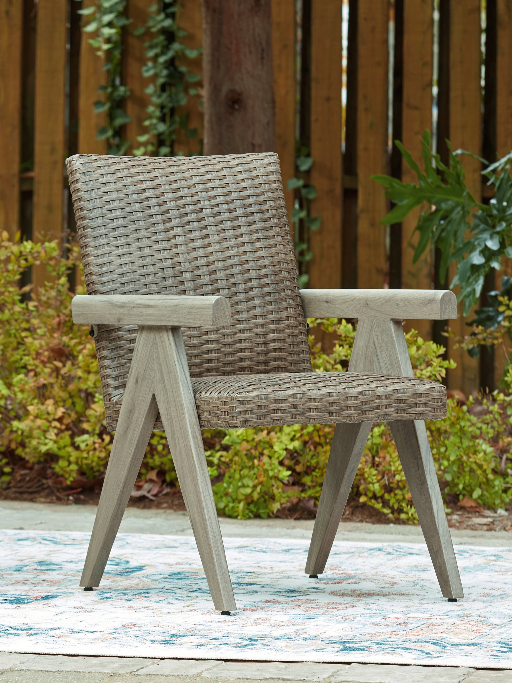 Cliff Beige Trails Outdoor Dining Table and 4 Chairs