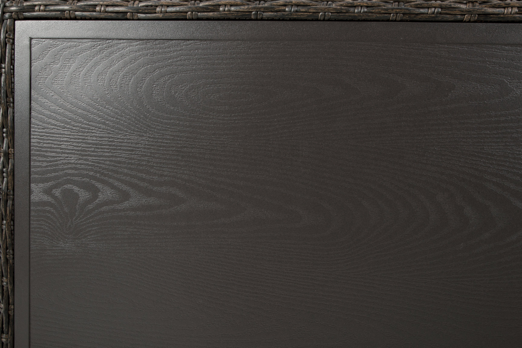 Top view of Grasson Brown Lane outdoor coffee table surface and frame detail