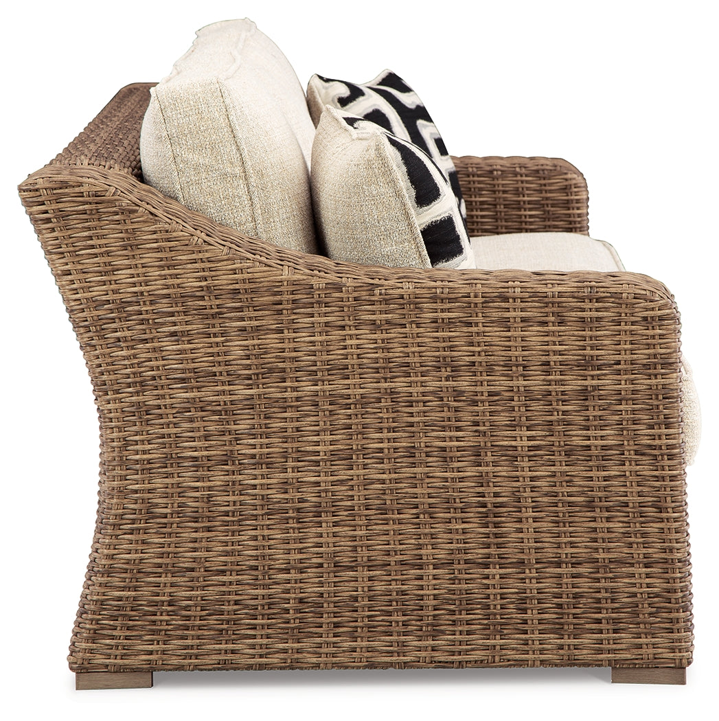 Loveseat cushion arrangement