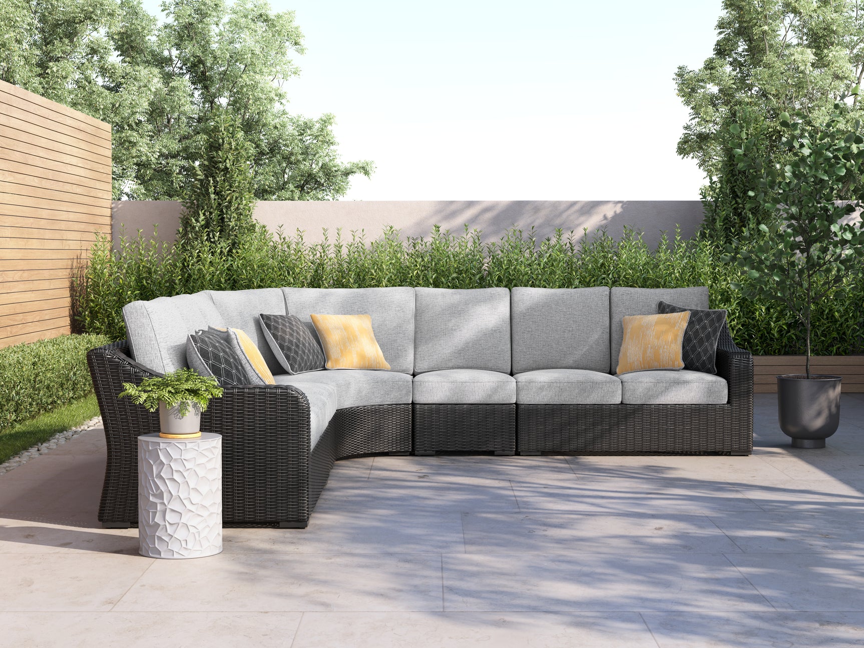 Beachcroft 5-Piece Black and Light Gray Outdoor Sectional showing front angle