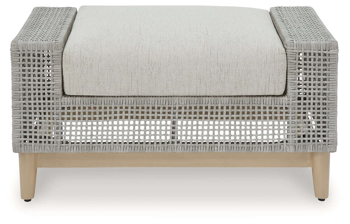Seton Gray Creek lounge chair top view