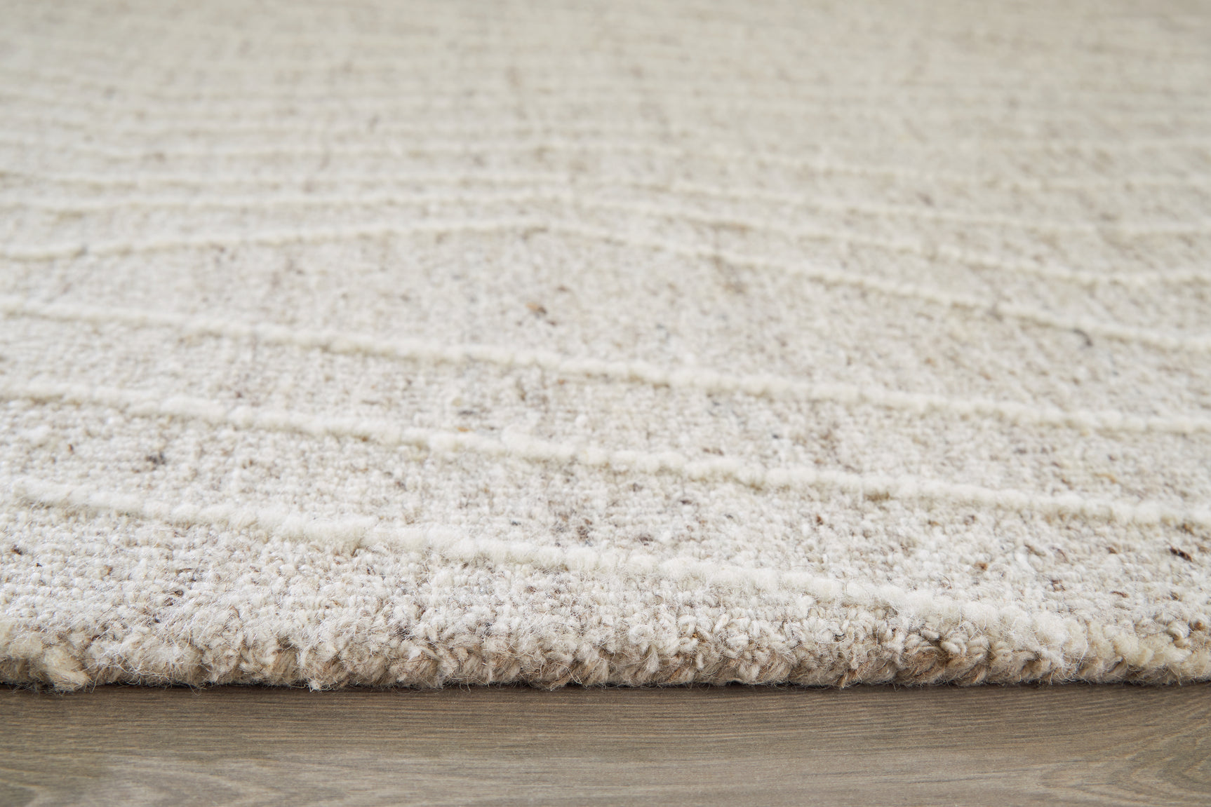 Close-up detail of Varahill rug hand-tufted fibers