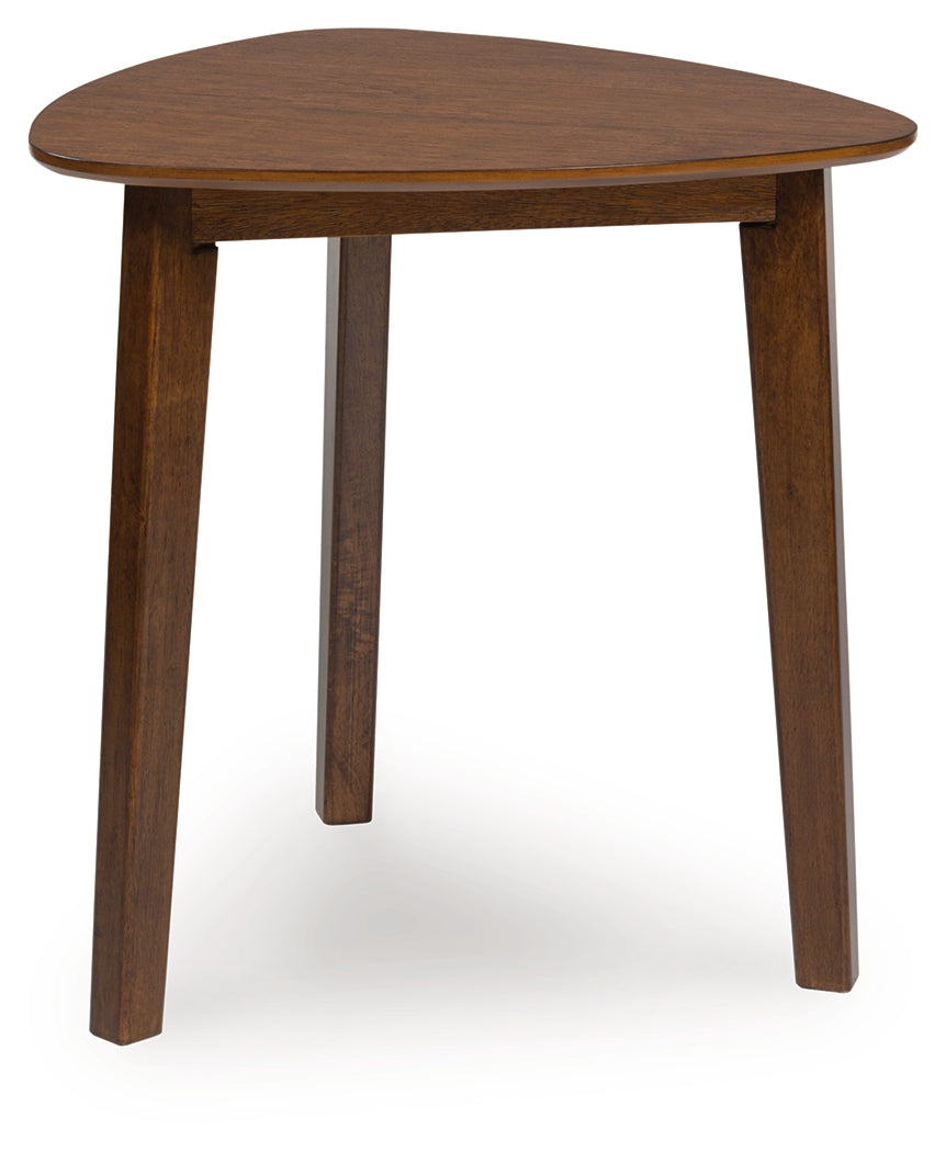 Lyncott Medium Brown Wood End Table close-up corner