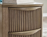 Close-up of Camdill table reeded detail
