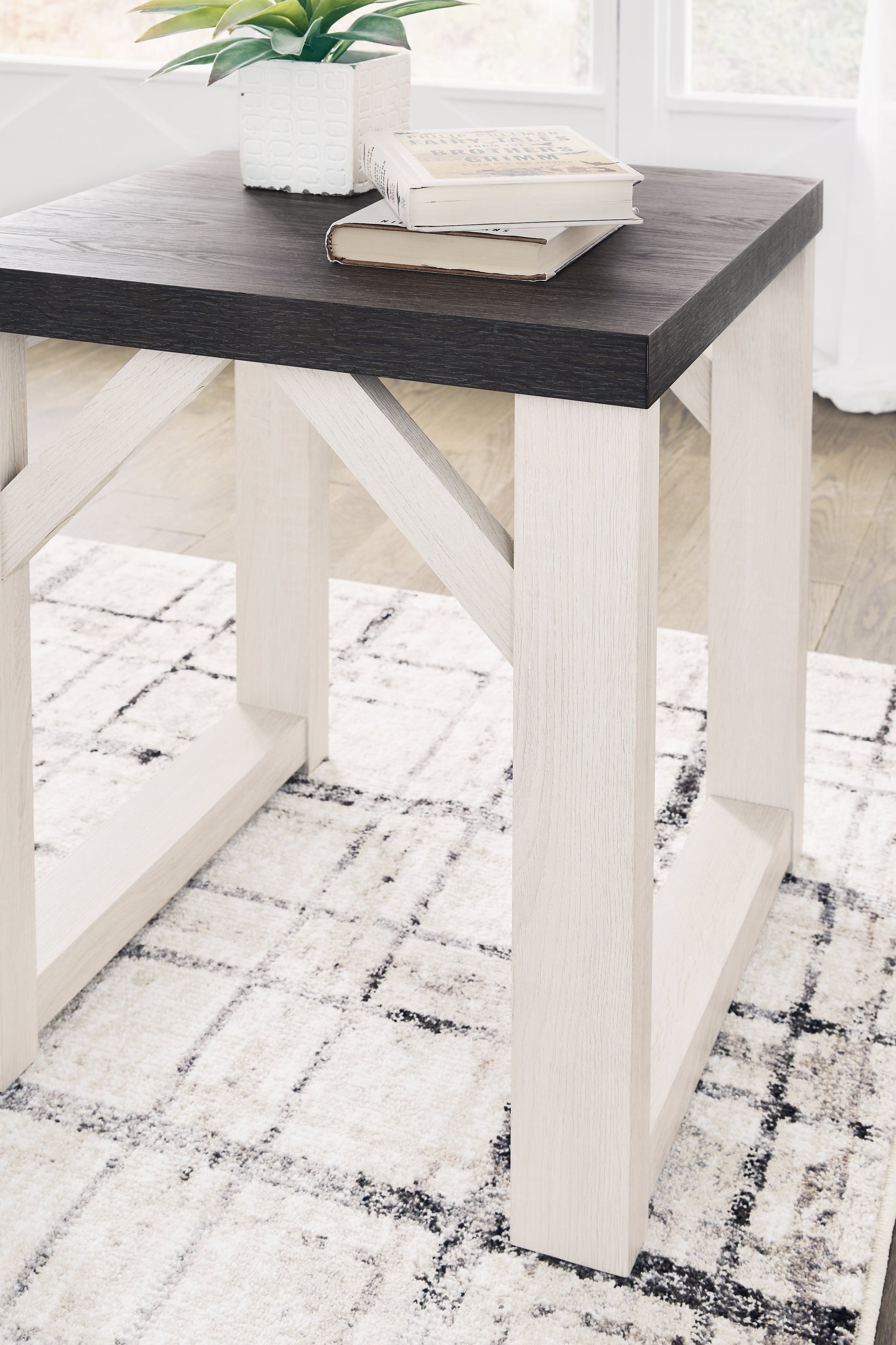 Detail of Dorrinson end table angled brace design