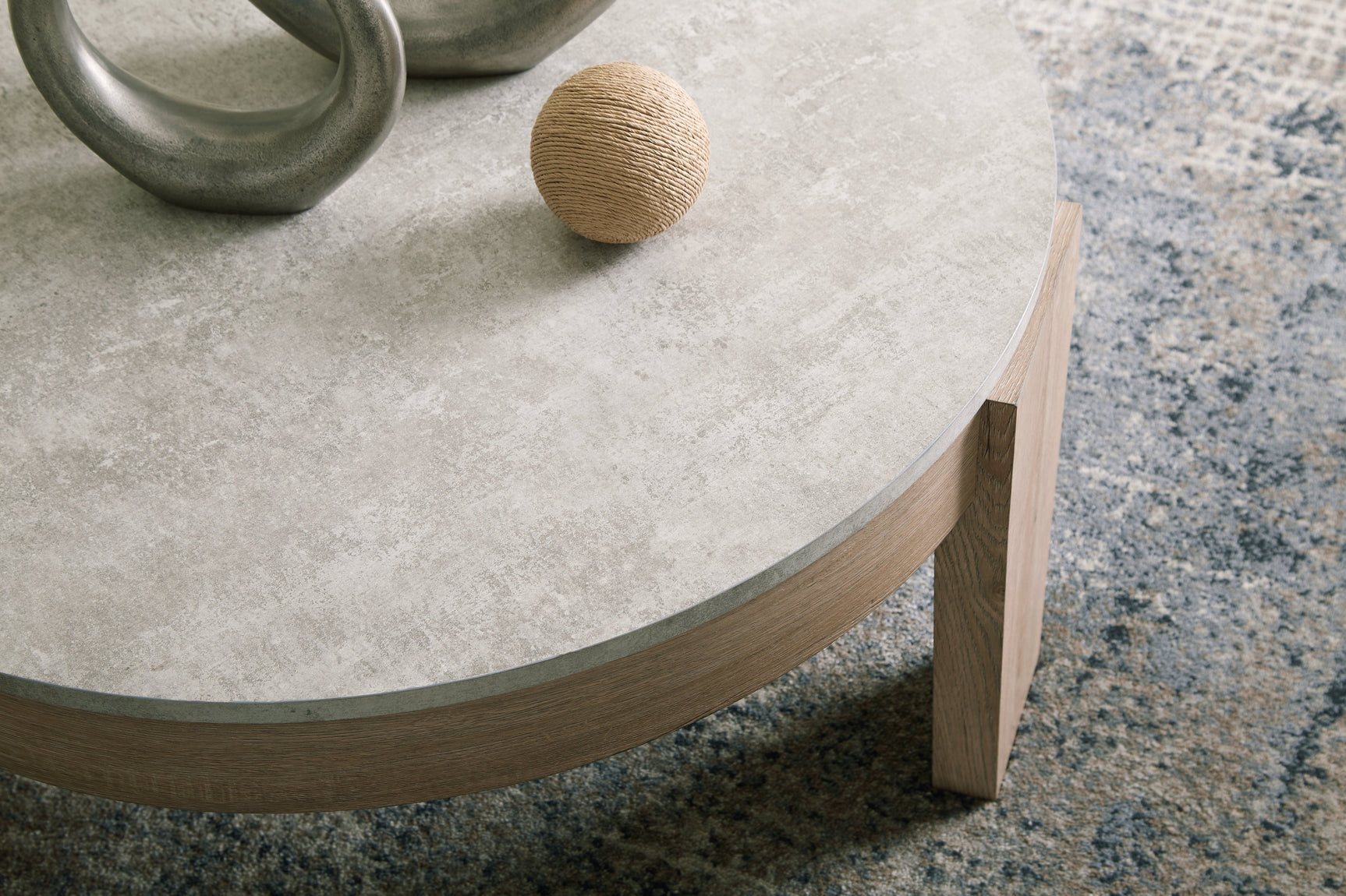 Guystone End Table - detail corner