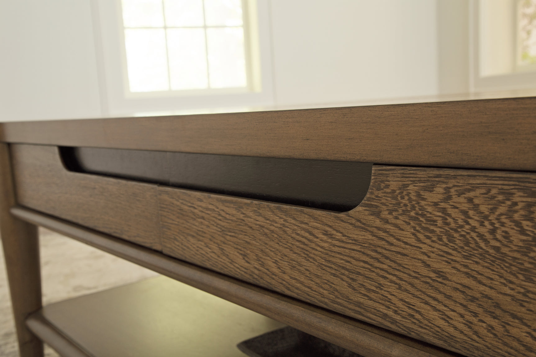 Roanhowe Brown Coffee Table and End Table Set