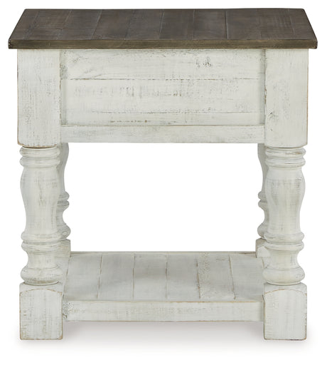 Close-up of Havalance coffee table crown moulding