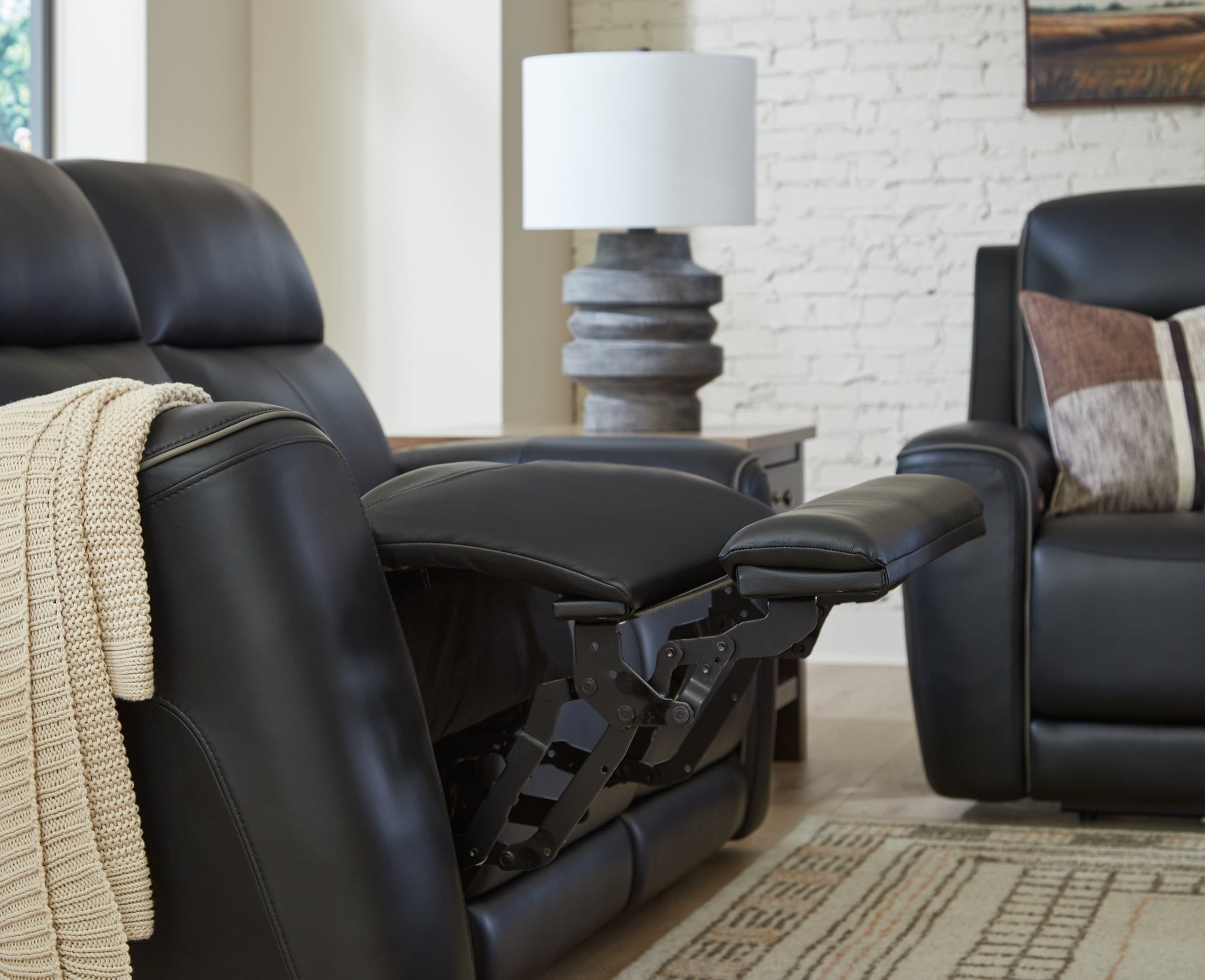 5Z-Comfort Onyx Sofa and Loveseat
