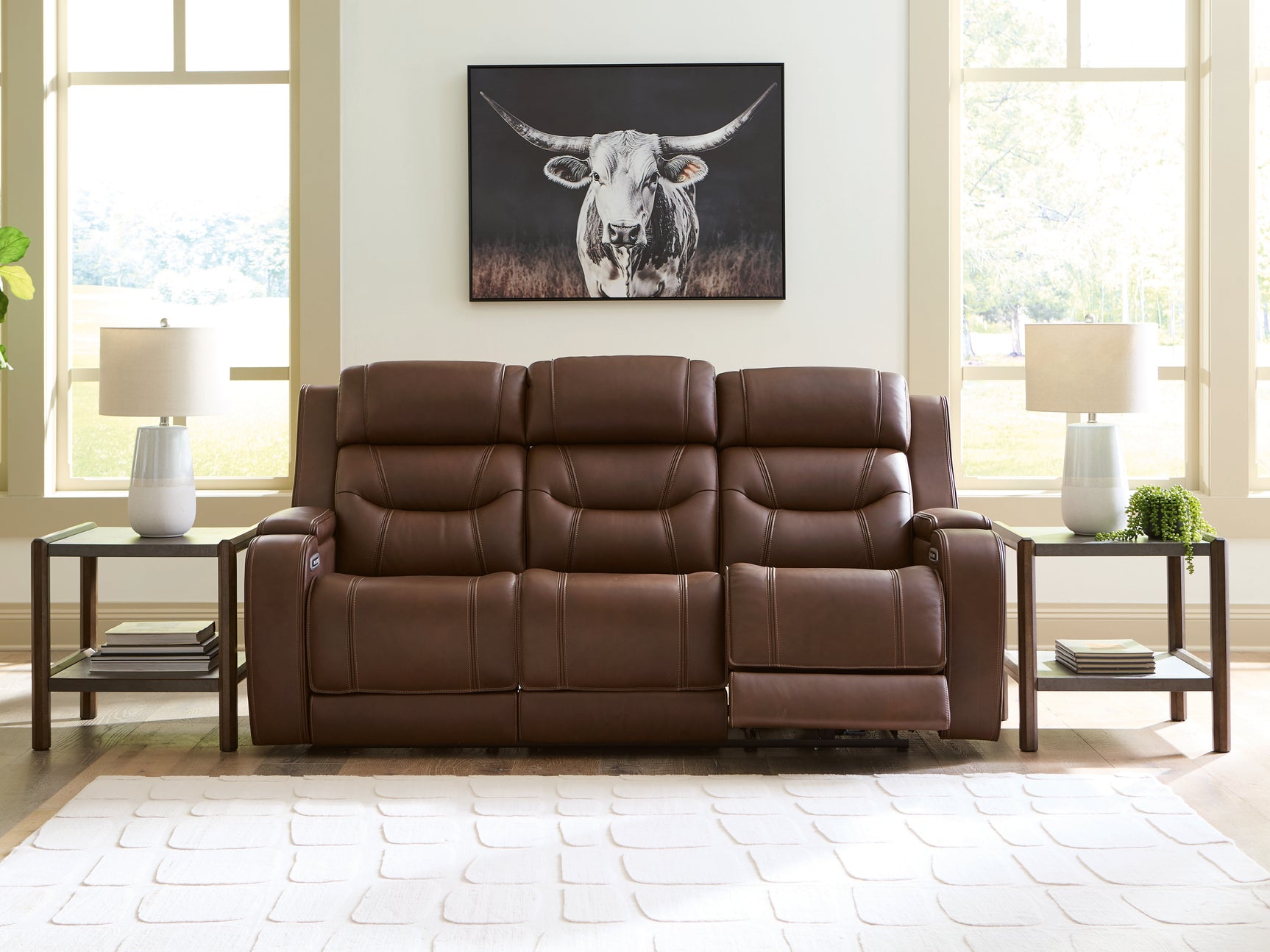 Wide open reclining sofa angle