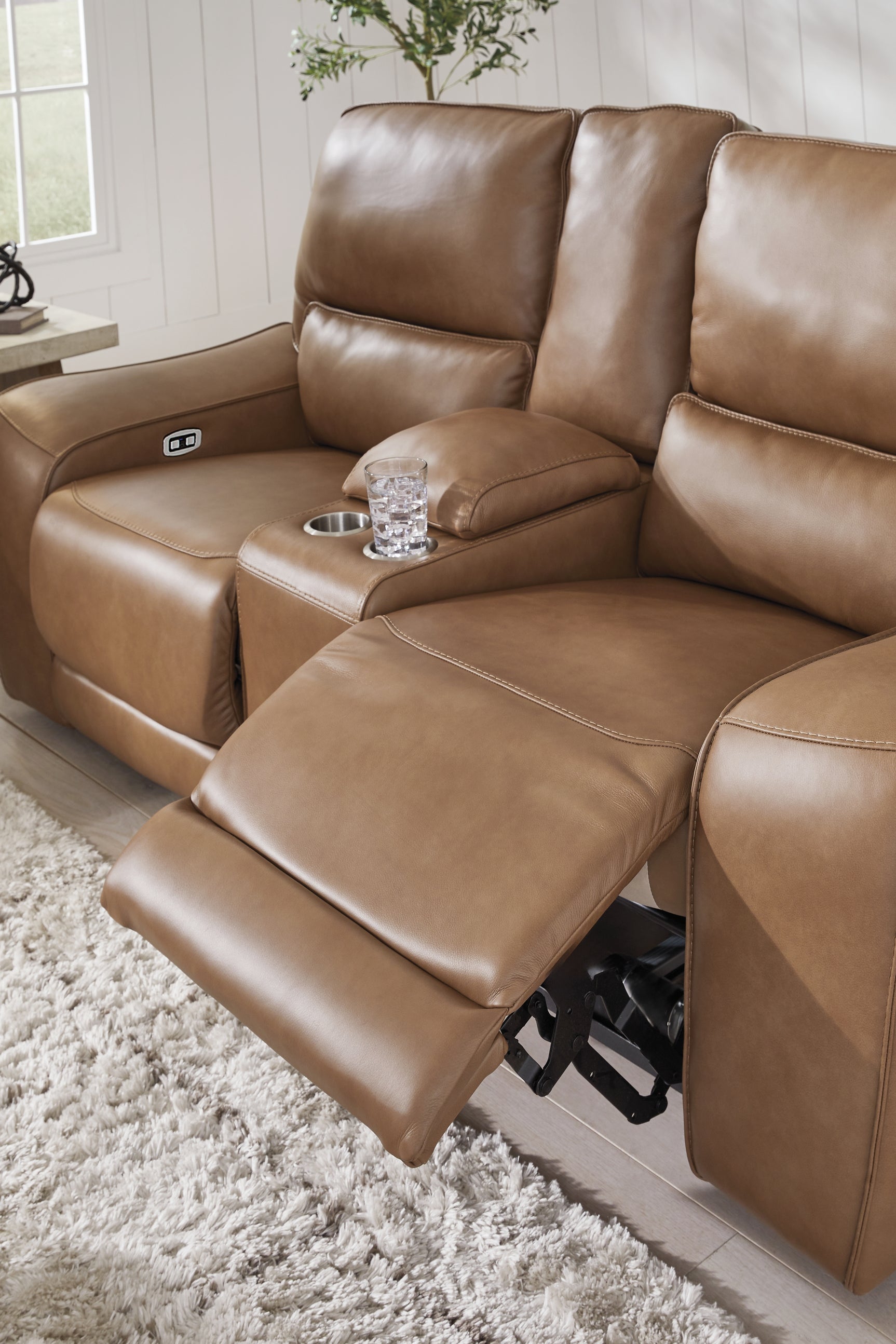 DeepWakes loveseat extended footrest view