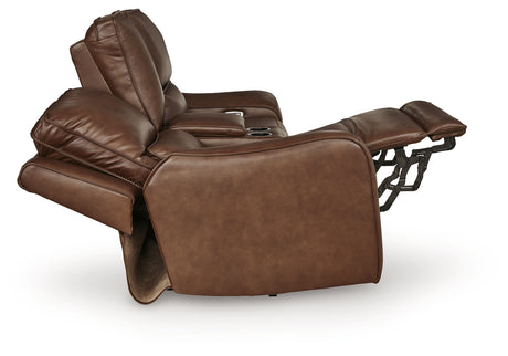 Set showing Canyon top grain leather upholstery detail