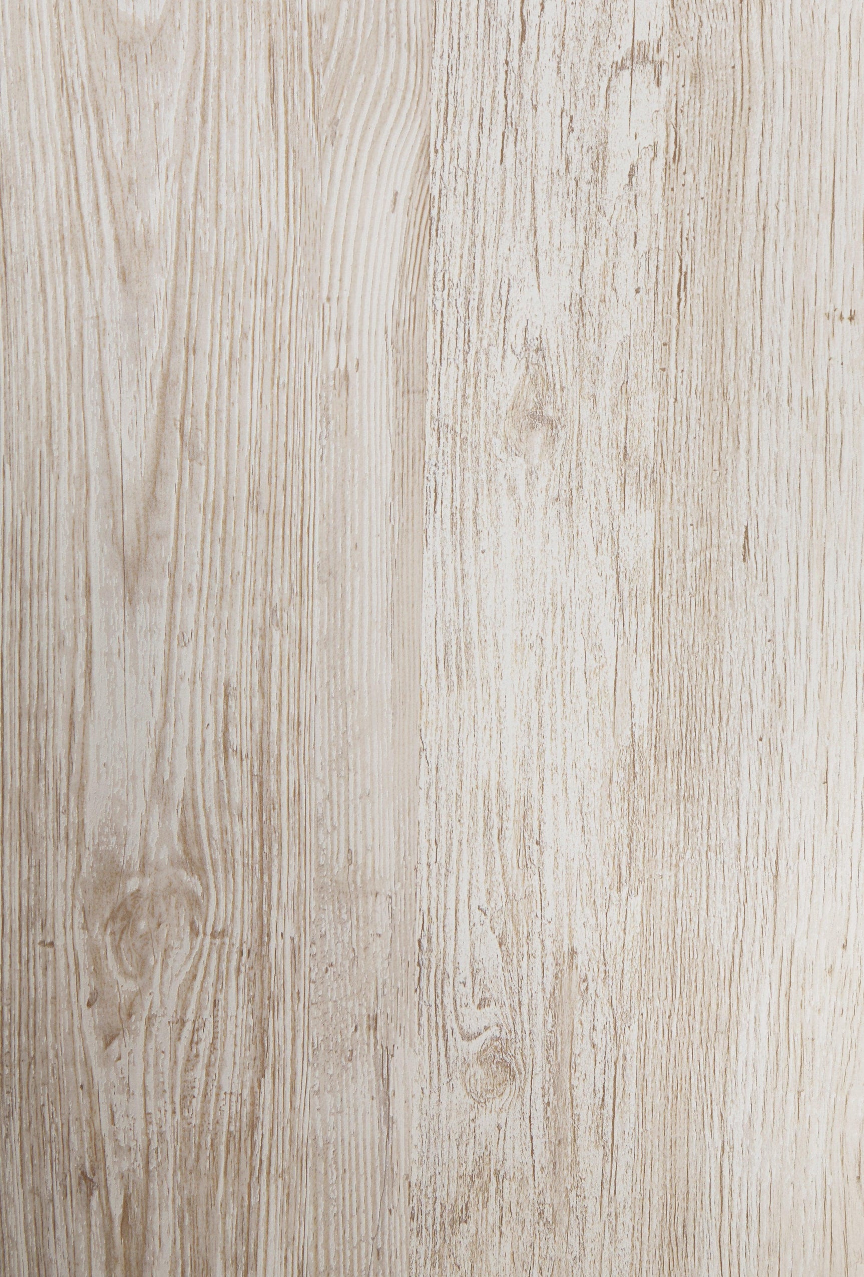 Base finish and antiqued brass-tone hardware detail