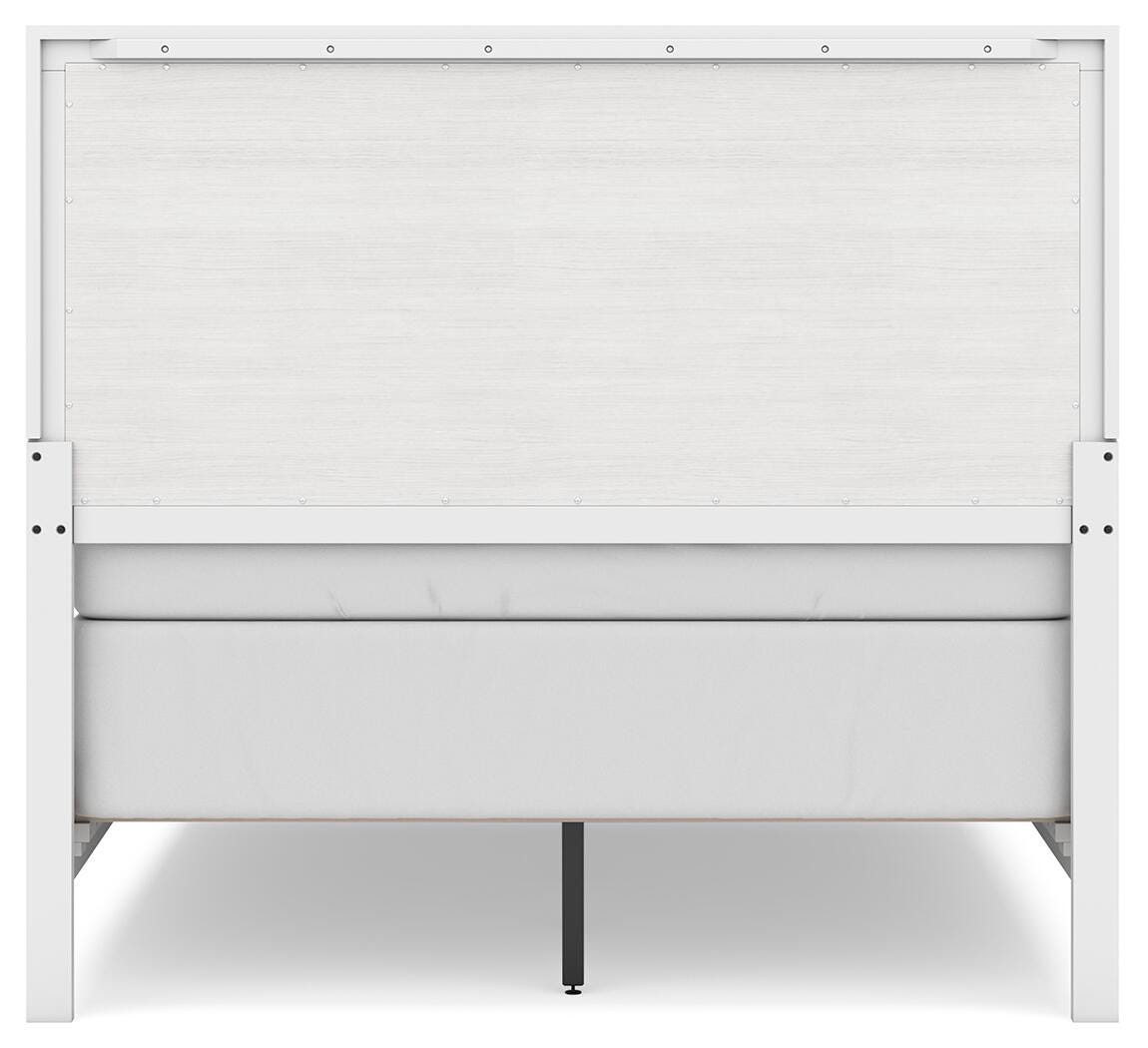 Binterglen White Full Panel Bed — back view