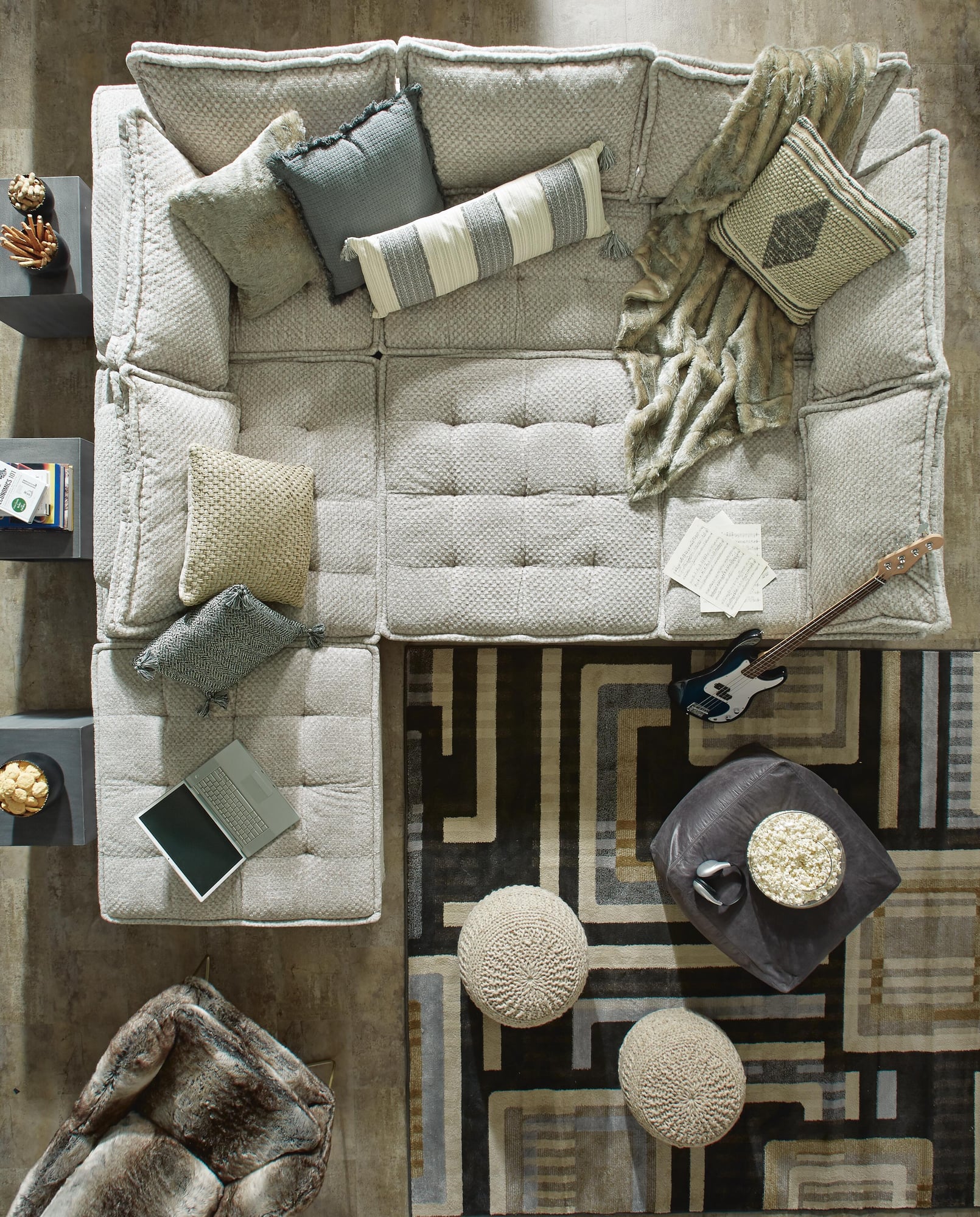 Bales Taupe 7-Piece Modular Seating - image 4
