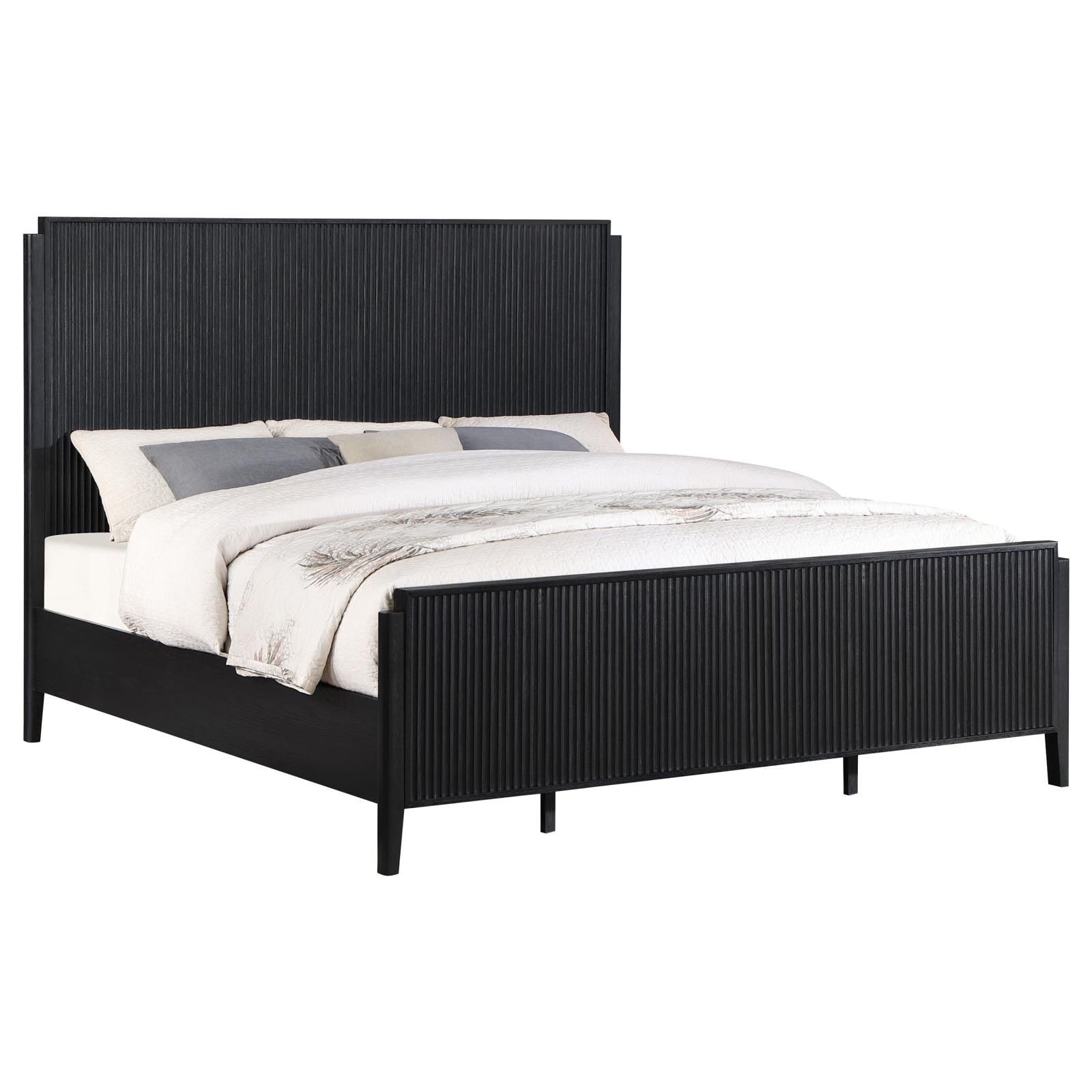 Brookmead Queen Bed Black close-up of fluted texture