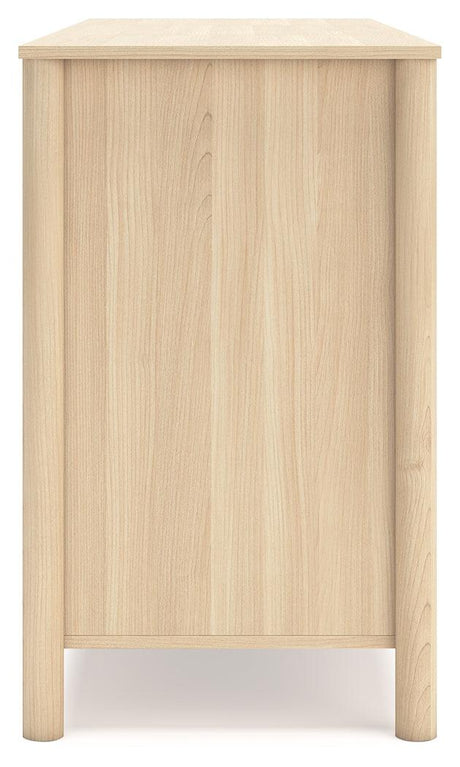 Cabinella dresser drawer knobs detail
