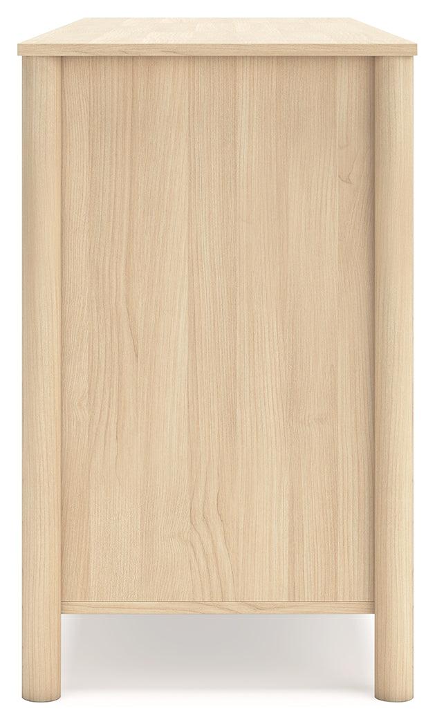 Cabinella dresser in casual bedroom setting
