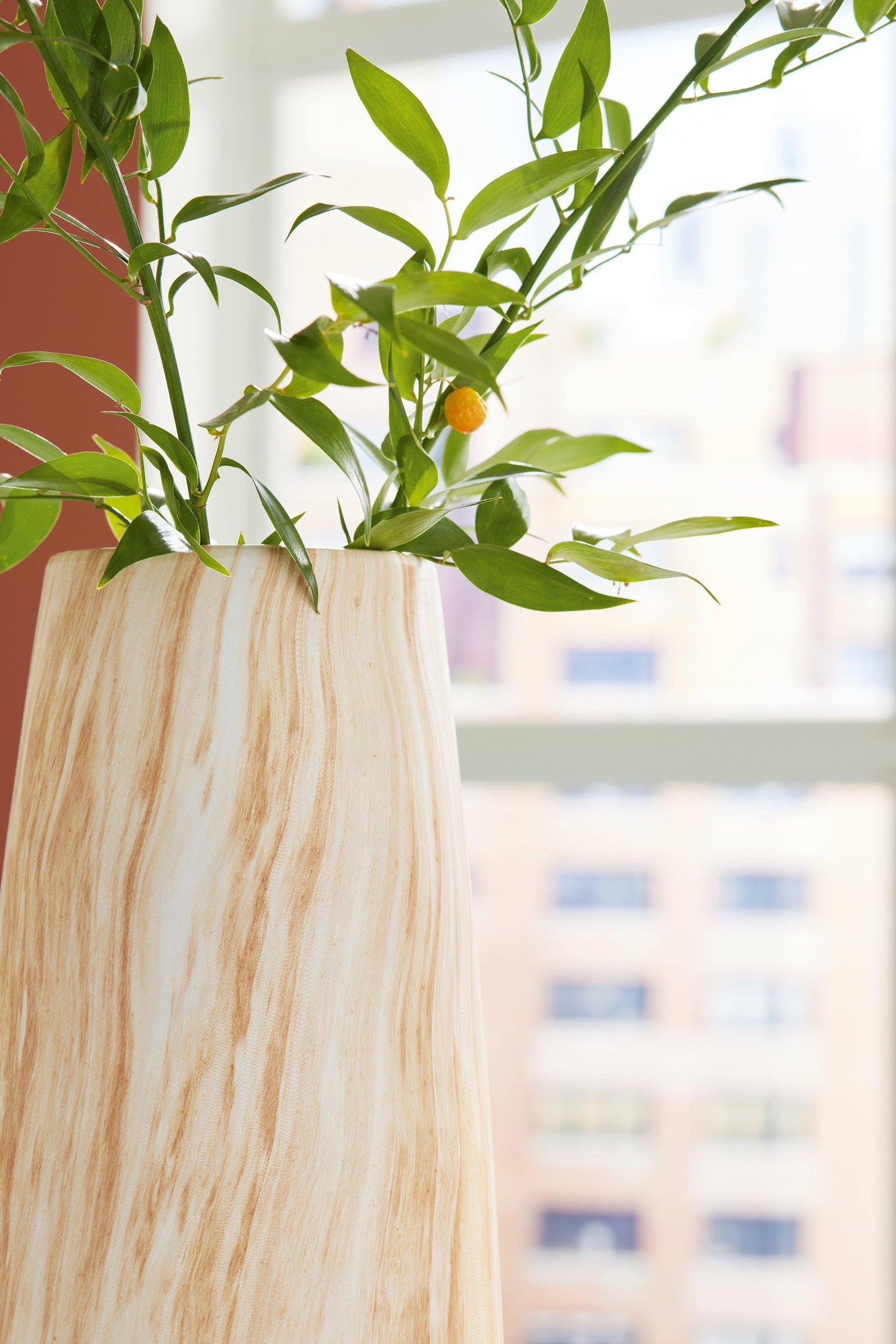 Cammen Vase back angle