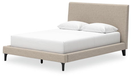 Footboard detail of Cielden Soft Gray Queen Bed