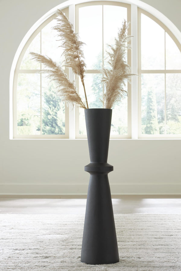 Collisten Black Vase from Decor Furniture