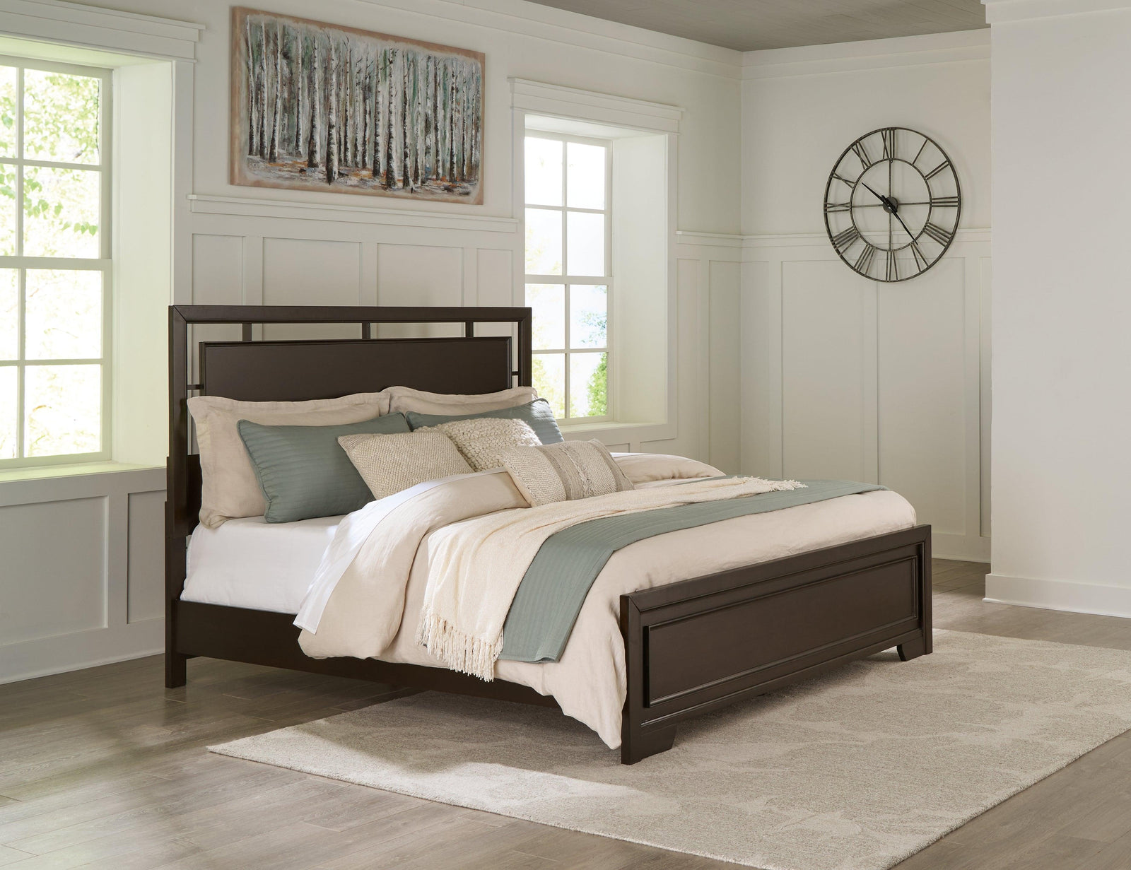 Covetown Dark Brown Queen Panel Bed - Ella Furniture