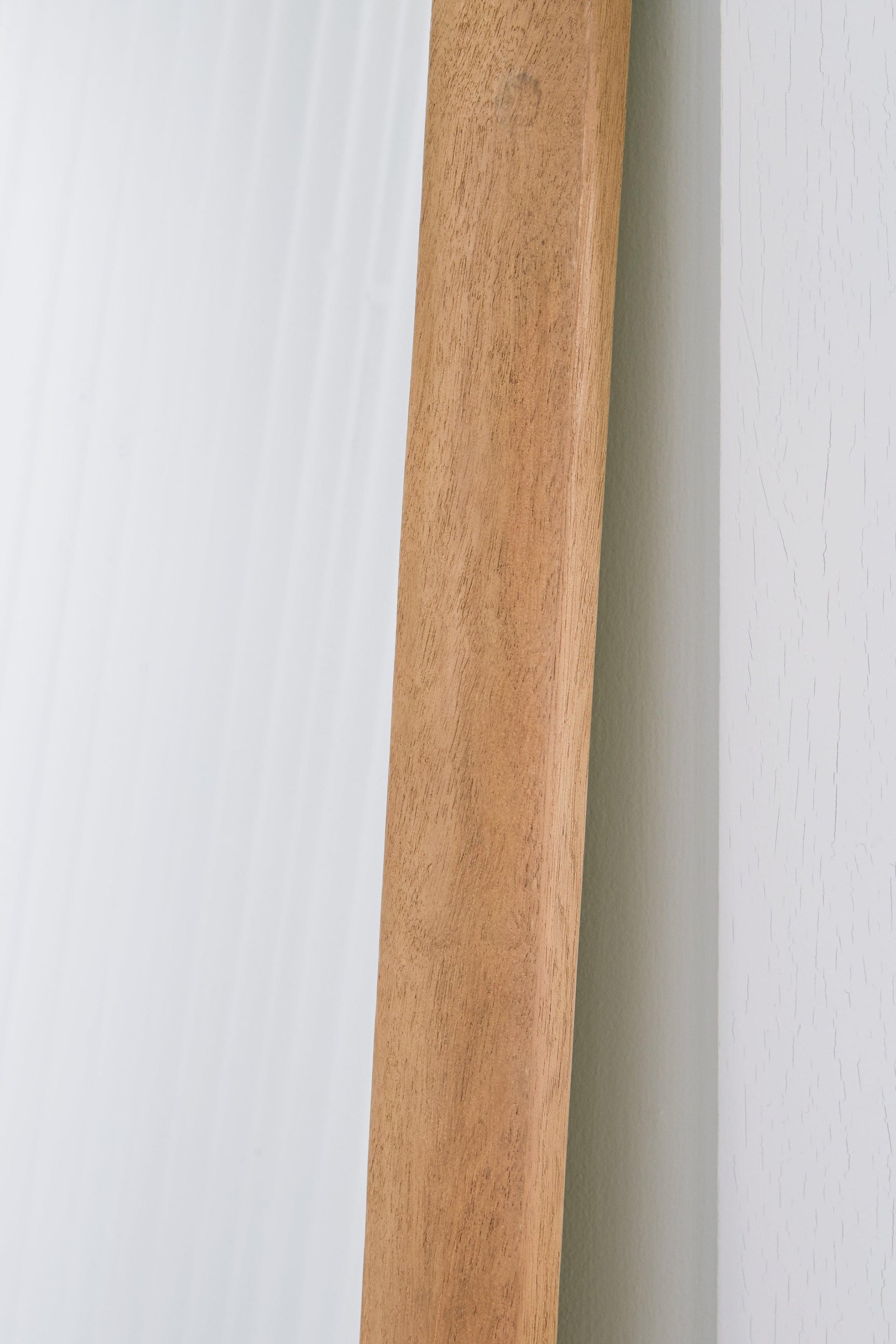 Dairville Floor Mirror detail of mounting bracket
