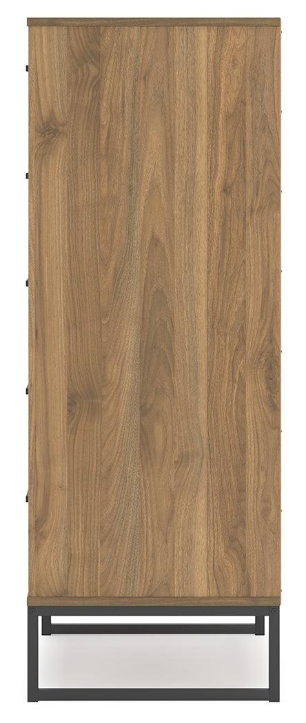 Top surface and drawers of Deanlow Chest of Drawers