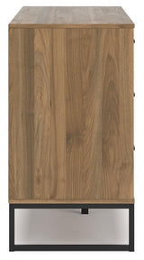 Scale comparison of Deanlow Honey dresser height