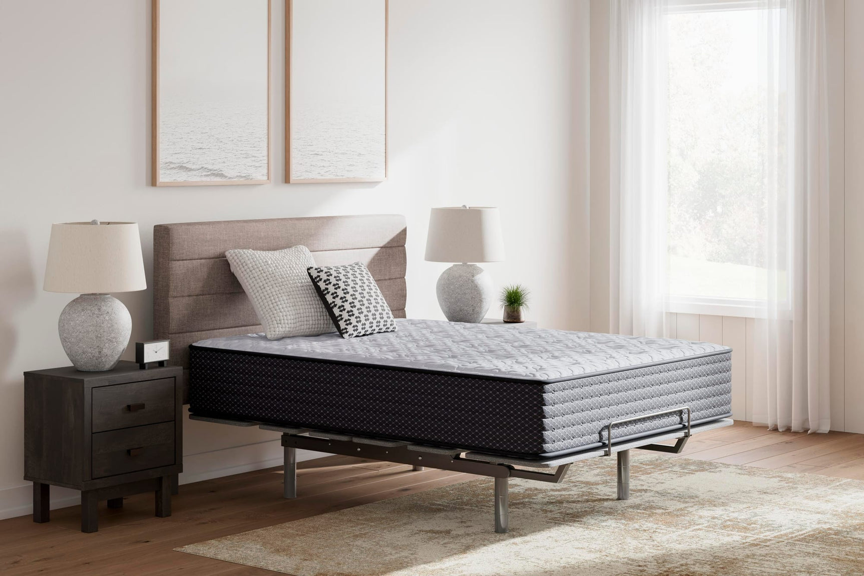Anniversary Edition Plush White Queen Mattress view 4