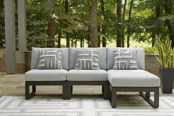 Beachloft Black/Gray 4-Piece Outdoor Sectional from Decor Furniture