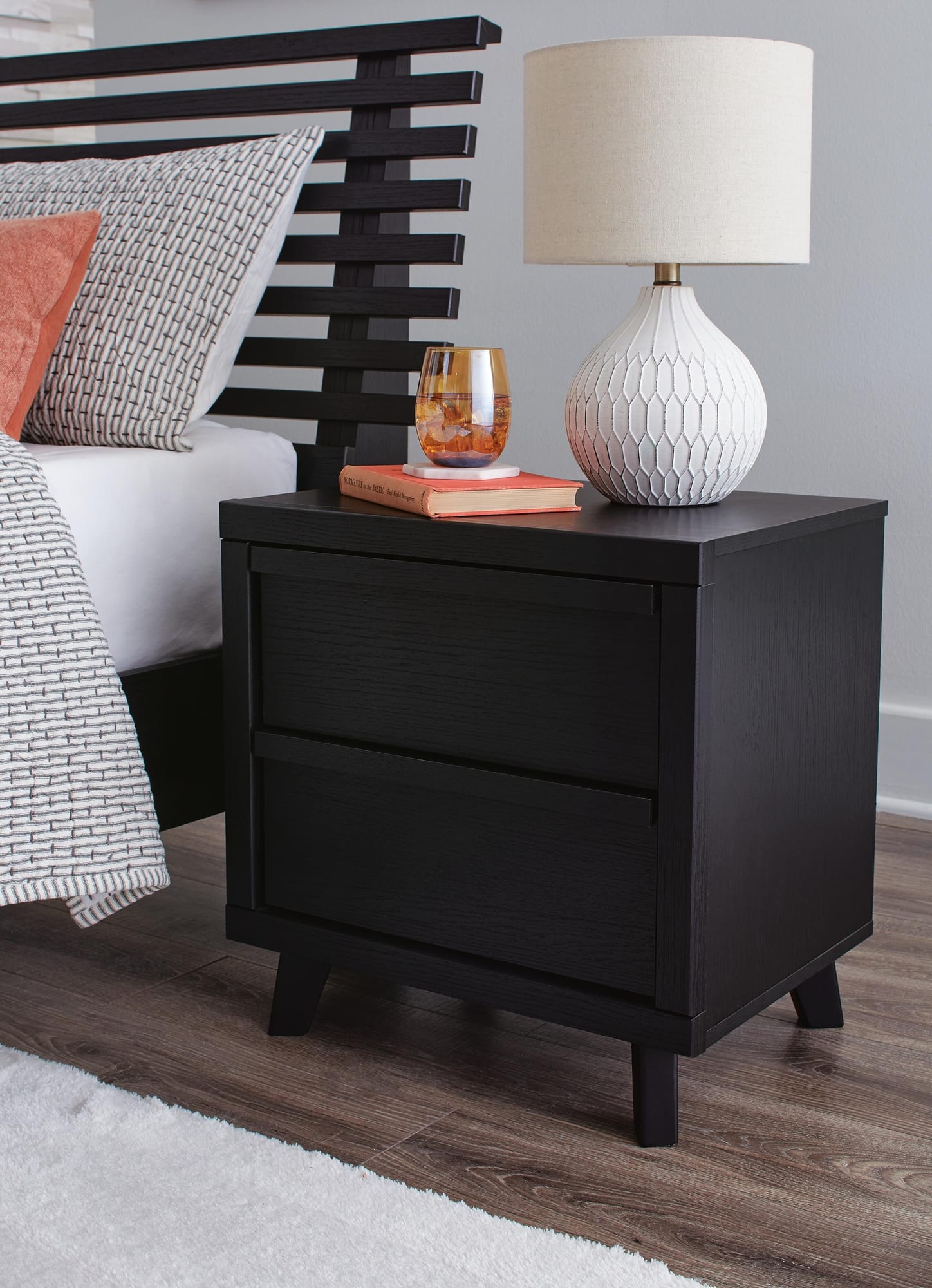Danziar Black Panel Bedroom Set view 17