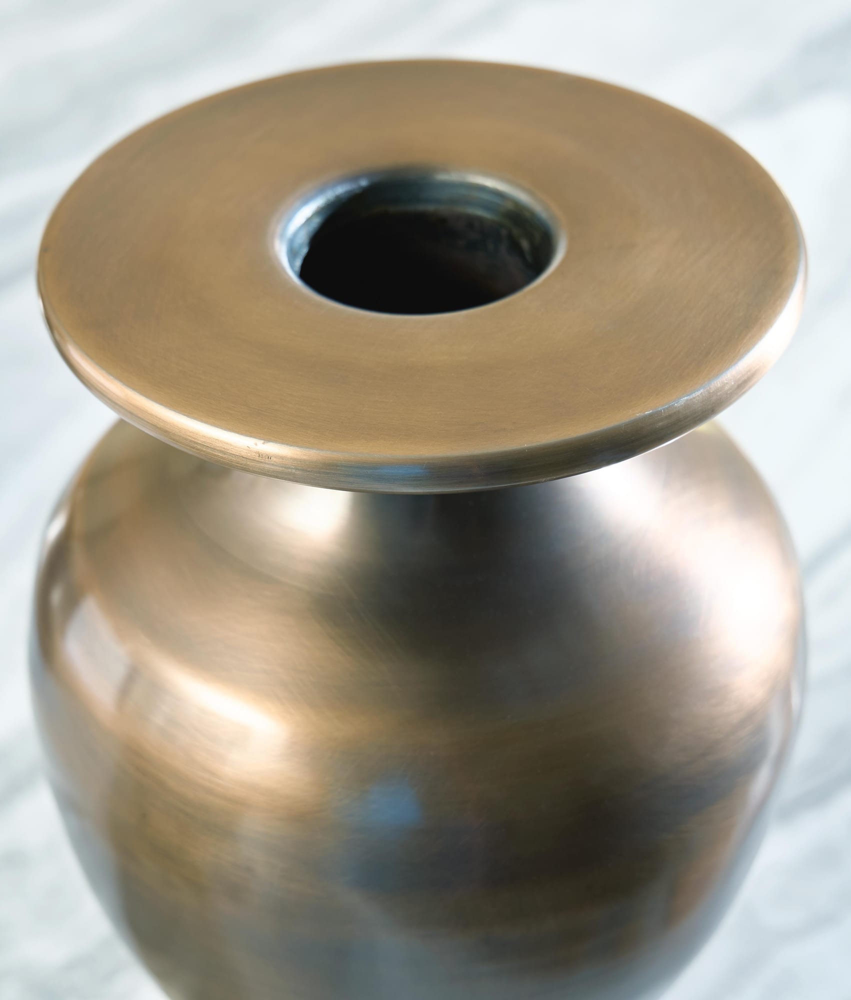 Fedorleigh Antique Brass Finish Vase detail view