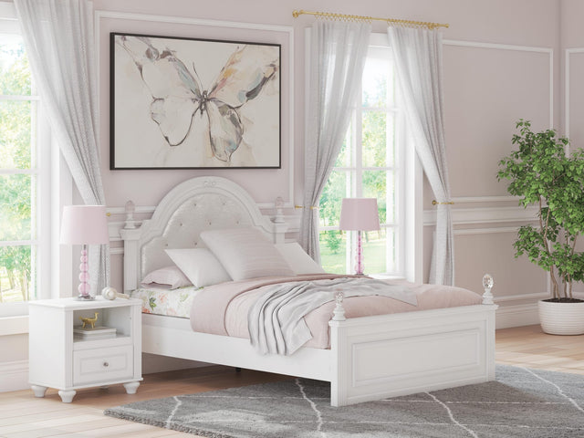 Kozlani White Upholstered Panel Bedroom Set view 10