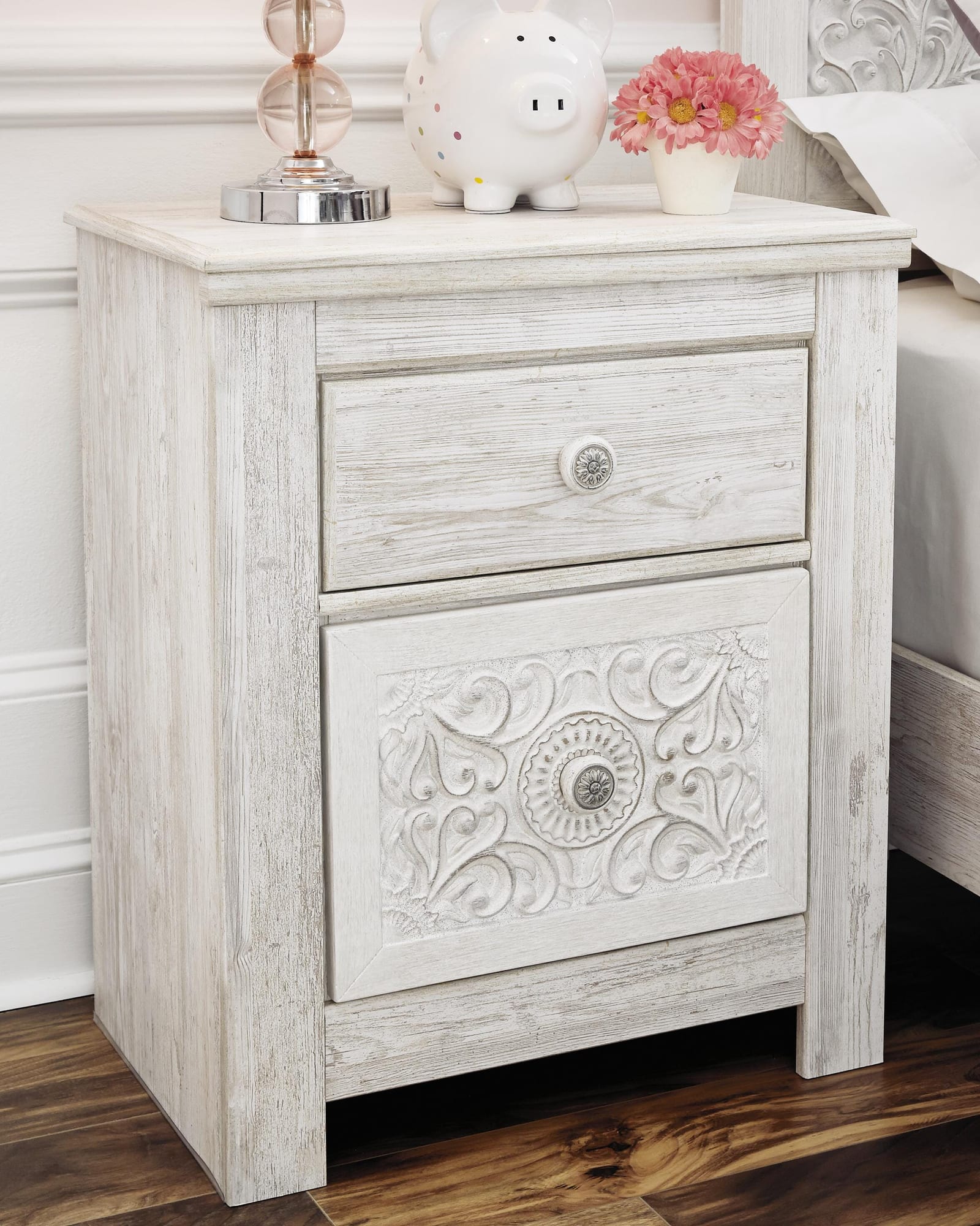 Paxberry Whitewash Panel Bedroom Set view 7