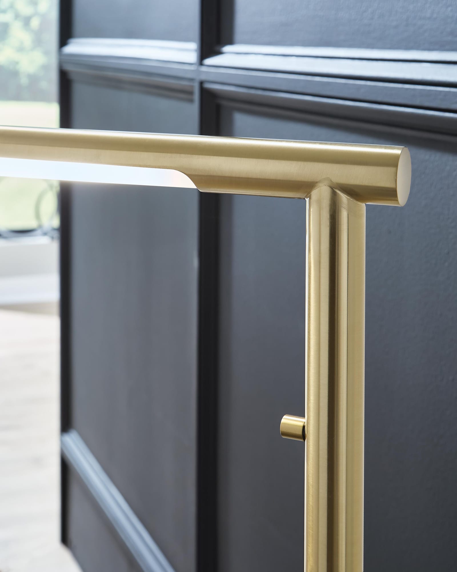 Santiford Gold Finish/White Floor Lamp detail view