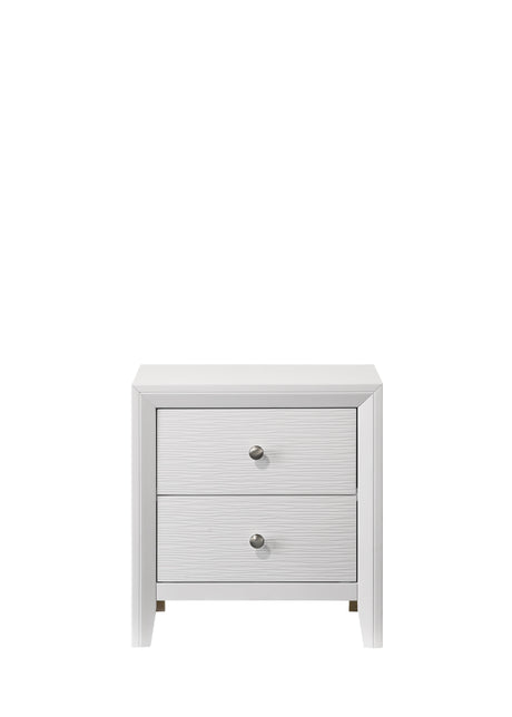 Denker Evan White panel bed full room setting